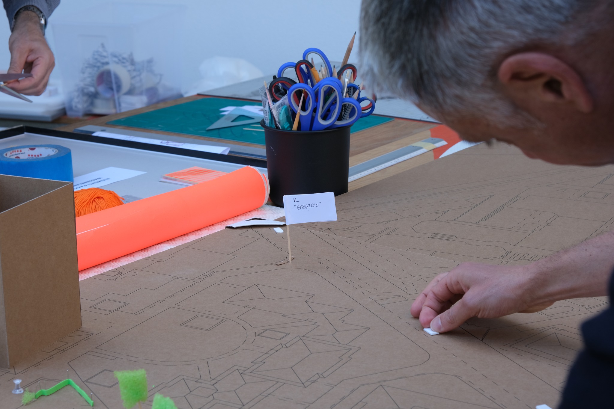 Mappare il presente, immaginare il futuro: un laboratorio in piazza San Vigilio Merano